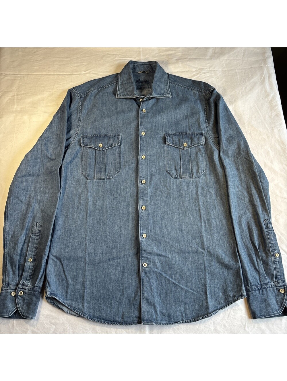 Levi’s Blue Chambray Denim Shirt Men’s L